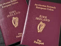 Anh rời EU, hộ chiếu Ireland bỗng dưng thành hàng 'hot'