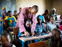 Nền giáo dục ọp ẹp tại châu Phi