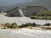 Siêu bão Lionrock hoành hành ở Nhật Bản, ít nhất 11 người thiệt mạng