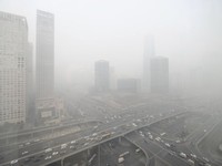 Bắc Kinh (Trung Quốc) yêu cầu 1.200 nhà máy giảm và ngừng xả khí thải