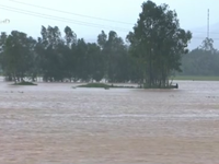 Mưa lớn và lốc xoáy gây nhiều thiệt hại tại Bình Định