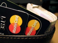 Anh: Mastercard và VeriFone cho ra mắt ứng dụng mua hàng trả góp tại chỗ