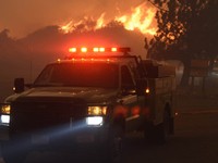 Mỹ: Hàng trăm cư dân sơ tán vì cháy rừng tại California
