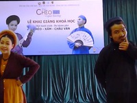 'Chèo 48 giờ' thu hút đông đảo giới trẻ Việt Nam
