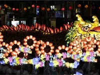 Lễ hội đèn lồng khổng lồ Việt Nam - Hàn Quốc tại Hà Nội