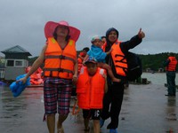 Thời tiết xấu, gần 40 du khách tại đảo Lý Sơn chưa thể vào đất liền