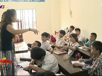 Cô gái gốc Việt mở lớp học tiếng Anh miễn phí cho trẻ em nghèo