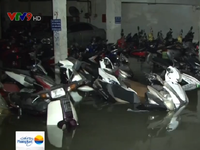 Hàng nghìn xe máy, ô tô chìm nghỉm trong hầm ở TP.HCM
