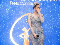 Phạm Hương bồi hồi nhớ lại hành trình tại Hoa hậu Hoàn vũ 2015
