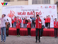 Hàng ngàn sinh viên tham gia chương trình hiến máu nhân đạo 'Hoài bão đỏ'