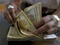 Được và mất khi Ấn Độ khai tử đồng 500 và 1.000 Rupee?