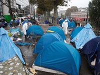 Pháp đóng cửa trại tạm cư cho người tị nạn tại Paris