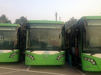 Cận cảnh những chiếc xe bus nhanh BRT đầu tiên tại Hà Nội