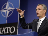 NATO muốn các thành viên tăng chi tiêu quốc phòng