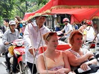 Du khách đến Việt Nam tăng do chính sách miễn thị thực