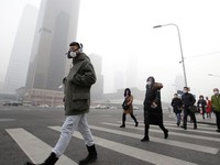 Thủ đô Bắc Kinh (Trung Quốc) ban hành cảnh báo cam về khói mù
