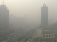 Trung Quốc phát cảnh báo vàng về khói mù