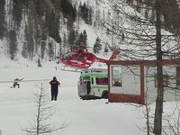 Lở tuyết nghiêm trọng tại Italy, 6 người thiệt mạng