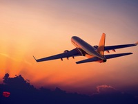 Xem xét tăng phí phục vụ khách trên chuyến bay nội địa