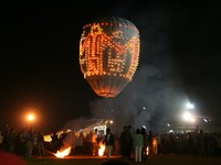 Thót tim với Lễ hội khinh khí cầu mạo hiểm tại Myanmar
