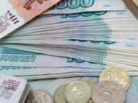 Chính phủ Nga họp bàn đối phó việc đồng Ruble giảm giá
