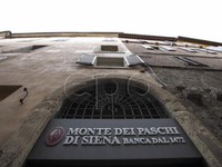 Các ngân hàng của Italy nắm giữ 1/3 khoản nợ xấu của Eurozone