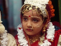 Hàng trăm triệu trẻ em đứng trước nguy cơ bị ép kết hôn