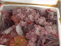 Bắt hơn 1 tấn nội tạng lợn không rõ nguồn gốc ở An Giang
