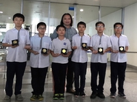 Vietnamese kids win gold at maths contest