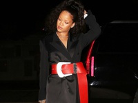 Rihanna dẫn đầu top sao mặc đẹp trong tuần