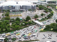 Kẹt xe - Nỗi ám ảnh ở cửa ngõ sân bay Tân Sơn Nhất