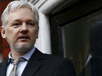 Wikileaks: Tiết lộ tài liệu mật không nhằm gây tổn hại cho Hillary Clinton