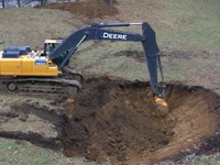 Black Friday: Người dùng không ngừng trả tiền để đào… một hố đất