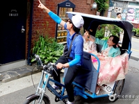 Xe đạp kéo - Dịch vụ du lịch giúp Seoul sống chậm