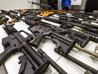 Mỹ: Bang California thông qua 6 đạo luật kiểm soát súng