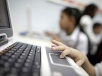 Trẻ em cần biết tự bảo vệ mình khỏi mối đe dọa từ Internet