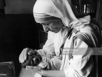 Mẹ Teresa - Biểu tượng của lòng nhân ái