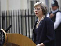 Thủ tướng Anh chấp nhận công bố lộ trình Brexit