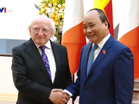 Thủ tướng Nguyễn Xuân Phúc hội kiến Tổng thống Ireland