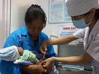 Tiêm vaccine viêm gan B sau sinh ở 13 tỉnh đạt dưới 50