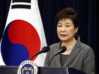 Cựu Tổng thống Hàn Quốc Park Geun-hye từ chối trả lời thẩm vấn