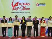 Trao giải cuộc thi tìm hiểu văn hóa, lịch sử dân tộc “Tự hào Việt Nam”