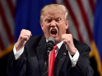 Donald Trump tuyên chiến với truyền thông Mỹ
