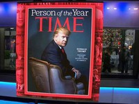 Tờ Time chọn ông Donald Trump là 'Nhân vật của năm 2016'