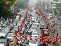 Hà Nội tìm giải pháp giảm thiểu ùn tắc, tai nạn giao thông