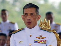 Thái tử Thái Lan Vajiralongkorn được suy tôn làm Vua