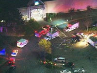 Xả súng tại trung tâm thương mại Mỹ, 4 người thiệt mạng