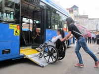 TP.HCM tập huấn cho người khuyết tật kỹ năng đi xe bus