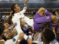 Đồng đội tại Real Madrid khẳng định về tương lai của Ronaldo