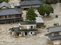 Nhật Bản sơ tán hơn 5.700 người tại các vùng bị ảnh hưởng do lo ngại lũ lụt